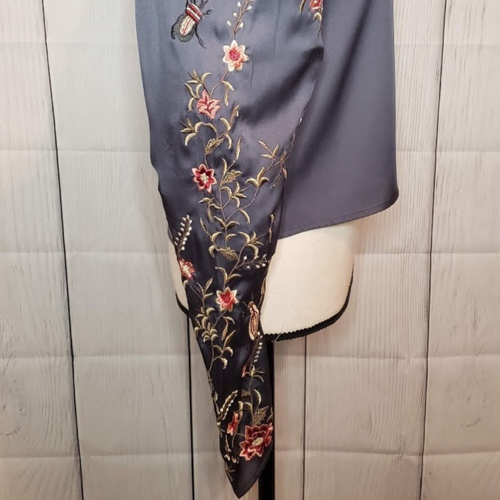 H & M Silky Embroidery Blouse - Picture 3 of 8